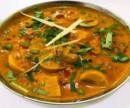 NT08 Mushroom Matar Curry
